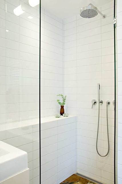 Bathroom With White Subway Tiles, Best Subway Tile For Bathroom
