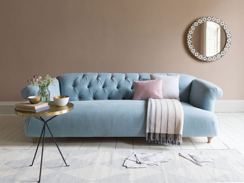Blue Sofa In 2020 On Roomhints Com, What Color Walls Go With Light Blue Sofa